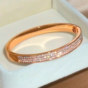 Elegant Classic Crystal Bangles Bracelet